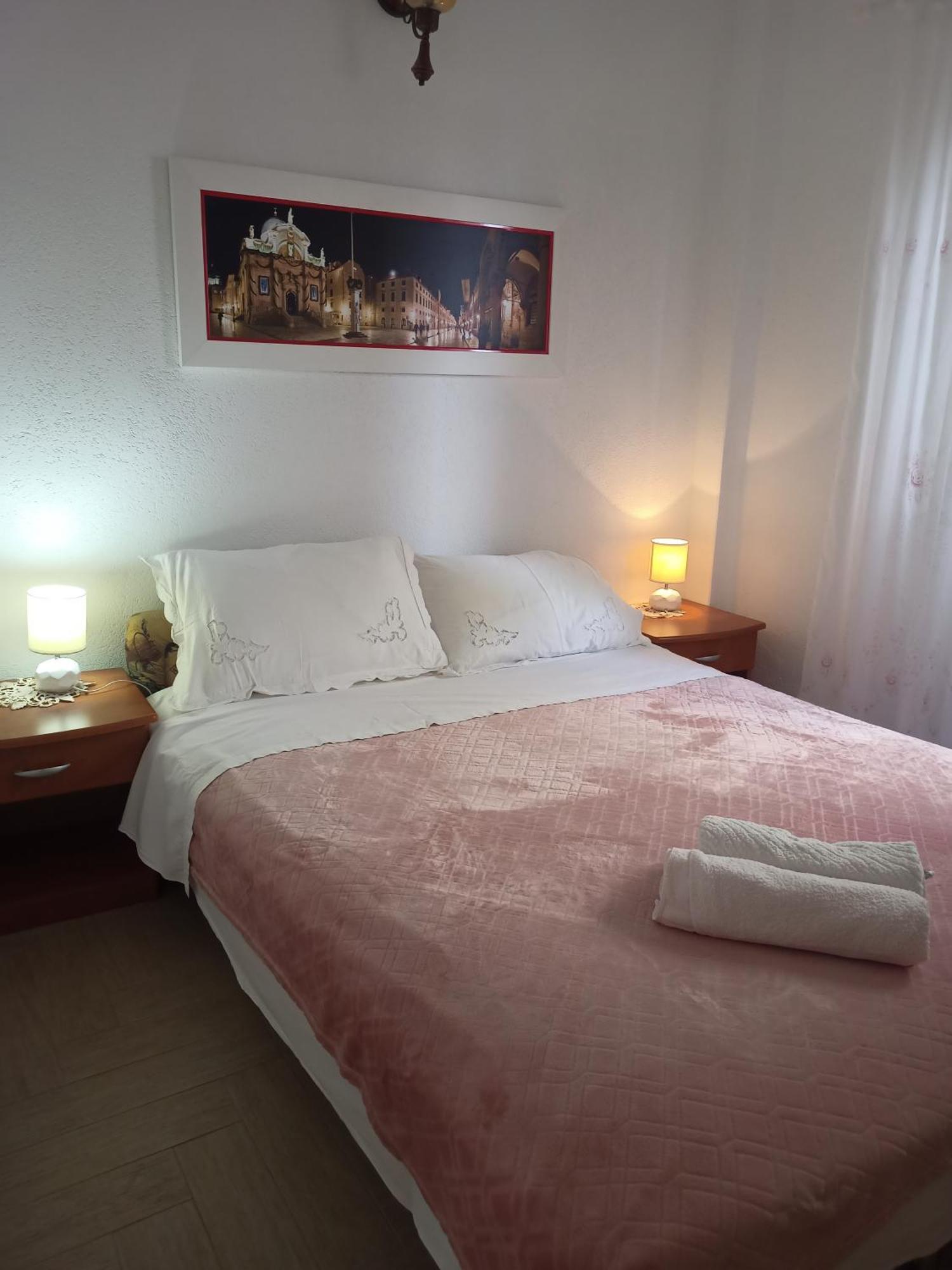 Rina - Old Town Apartamento *